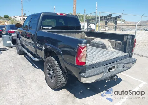 2005 Chevrolet Silverado 2500Hd Lt z USA, uszkodzony, nr VIN 1GCHC232X5F871270